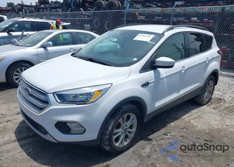 2018 Ford Escape Se z USA, uszkodzony, nr VIN 1FMCU0GD7JUC90284